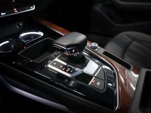 Used 2023 Audi A4 2.0T Premium w/ Convenience Package image 20