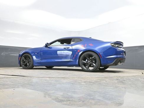 Used 2021 Chevrolet Camaro LT w/ RS Package RWD image 37
