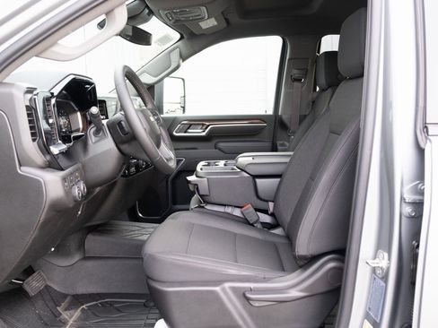 New 2026 Chevrolet Silverado 2500 LT image 11