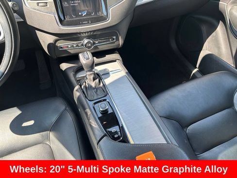 Used 2022 Volvo XC90 T5 Momentum w/ Climate Package AWD/4WD image 21