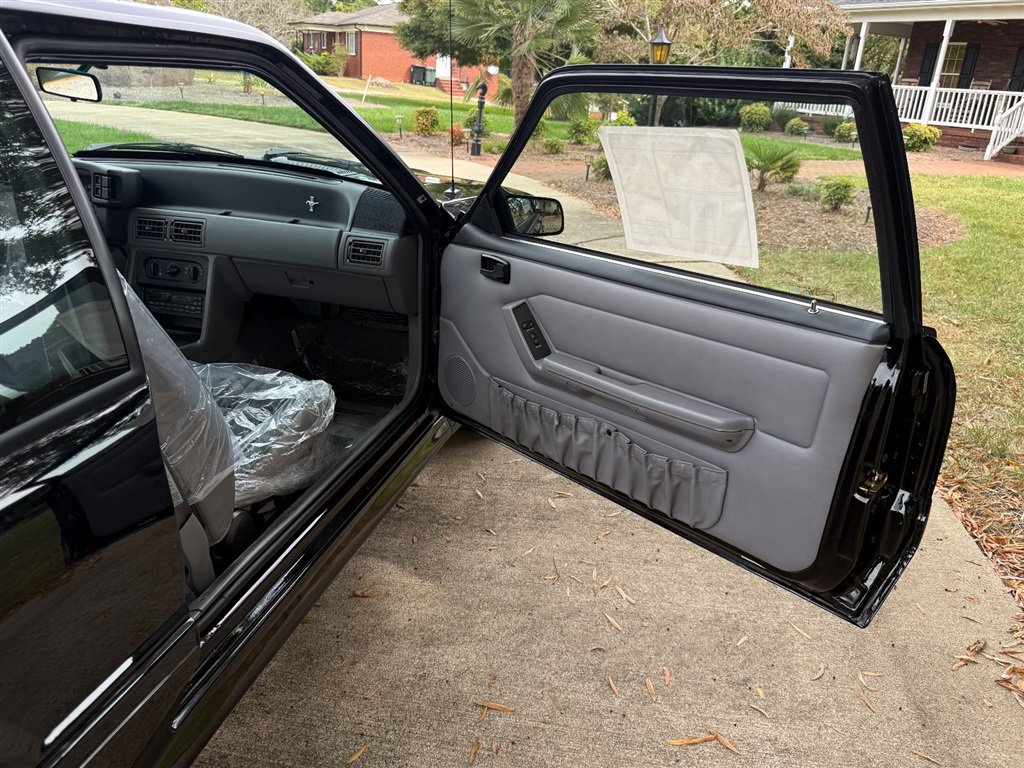 Used 1993 Ford Mustang Cobra RWD image 65