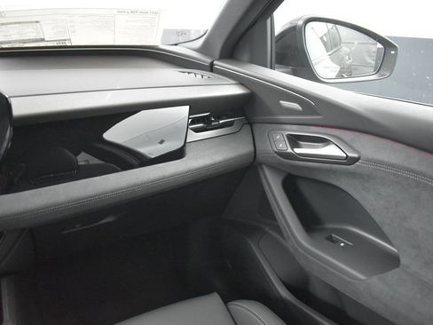New 2027 Audi SQ6 e-tron Premium Plus AWD/4WD image 10