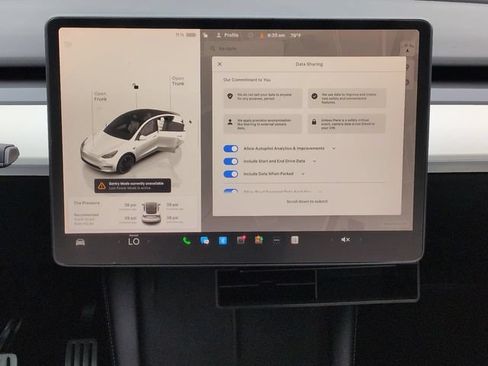 Used 2022 Tesla Model Y Performance AWD/4WD image 16