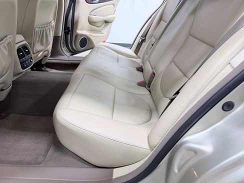 Used 2006 Jaguar XJ8 RWD image 32