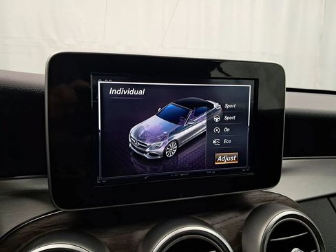 Used 2018 Mercedes-Benz C 300 Cabriolet image 29