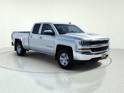 Used 2018 Chevrolet Silverado 1500 LT w/ Trailering Package AWD/4WD image 1