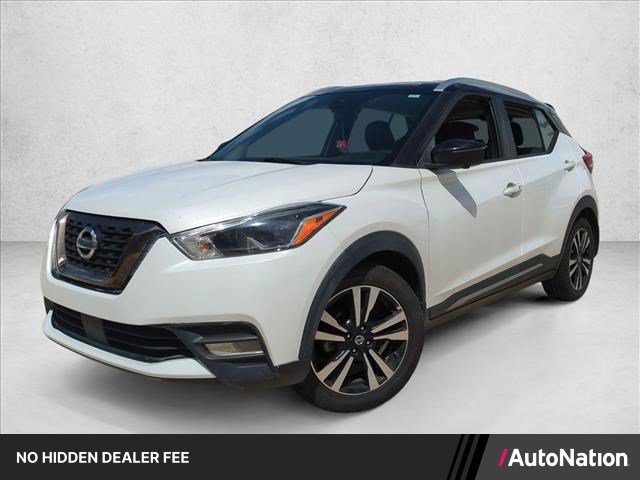 Used 2020 Nissan Kicks SR w/ SR Premium Package FWD image 1