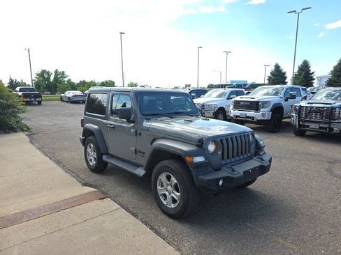 Used 2021 Jeep Wrangler Sport AWD/4WD image 3