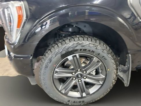 Used 2023 Ford F150 Lariat w/ Equipment Group 502A High AWD/4WD image 17