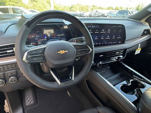 New 2026 Chevrolet Tahoe High Country AWD/4WD image 22