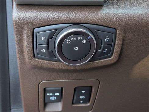 Used 2019 Ford F150 King Ranch w/ Equipment Group 601A Luxury image 27