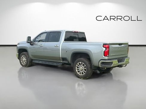 Used 2025 Chevrolet Silverado 2500 LTZ w/ LTZ Plus Package AWD/4WD image 5
