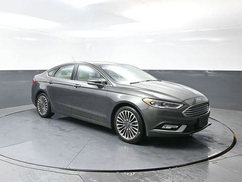 Used 2018 Ford Fusion Titanium AWD/4WD image 5