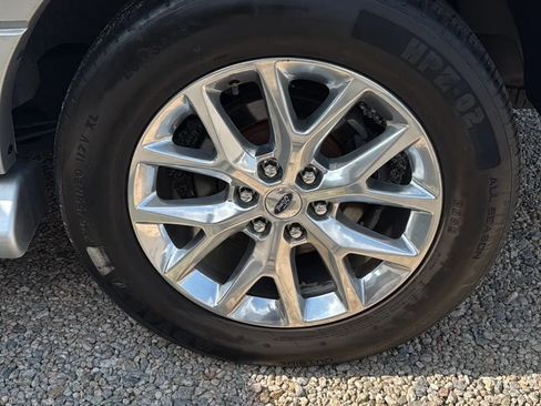 Used 2016 Ford Expedition Limited AWD/4WD image 44
