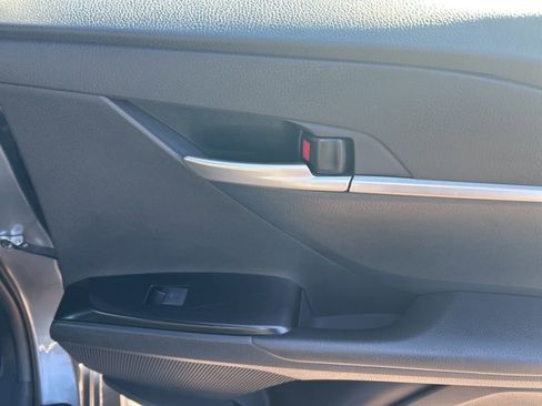 Used 2025 Toyota Camry SE FWD image 20