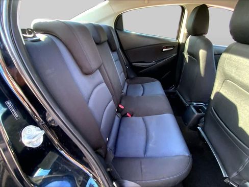 Used 2017 Toyota Yaris iA FWD image 18