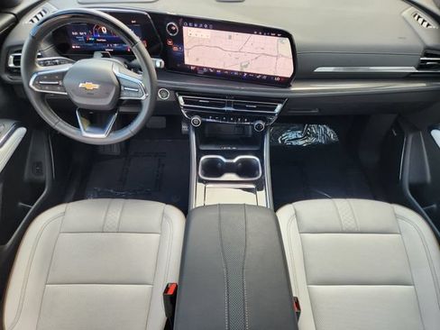Used 2026 Chevrolet Traverse High Country w/ LPO, Floor Liner Package FWD image 29