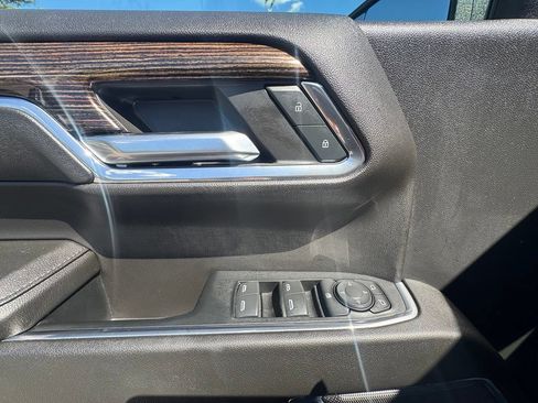 Used 2024 GMC Sierra 1500 Elevation w/ LPO, Elevation Black Package AWD/4WD image 19
