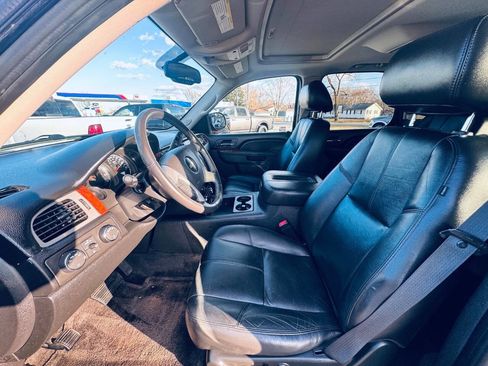 Used 2011 Chevrolet Tahoe LT w/ Luxury Package image 20