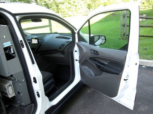 Used 2020 Ford Transit Connect XL FWD image 22