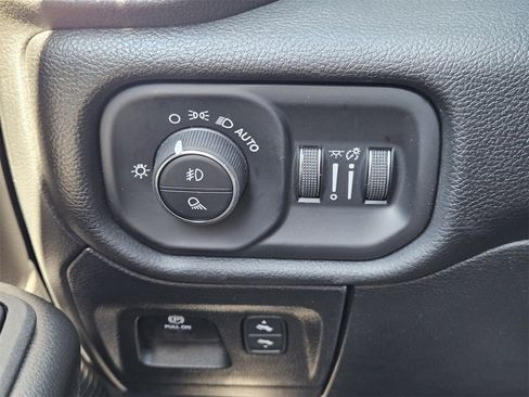 New 2026 RAM 1500 Lone Star image 25