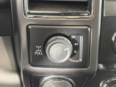 Used 2019 Ford F150 XLT w/ Equipment Group 302A Luxury image 28