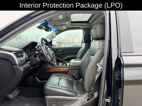 Used 2018 Chevrolet Suburban Premier image 8