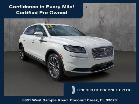 Used 2023 Lincoln Nautilus Reserve image 1
