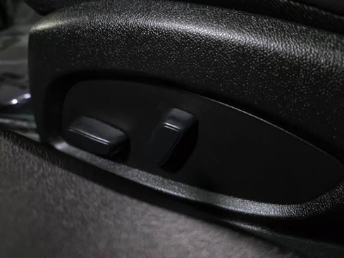 Used 2019 Chevrolet Camaro LT RWD image 27