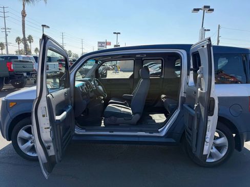 Used 2005 Honda Element EX image 22