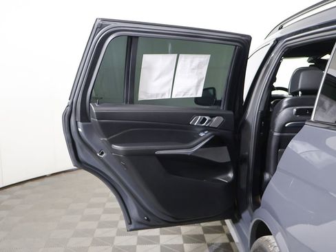 Used 2023 BMW X7 xDrive40i w/ Executive Package AWD/4WD image 29