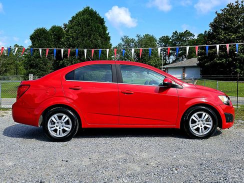 Used 2012 Chevrolet Sonic LT image 6