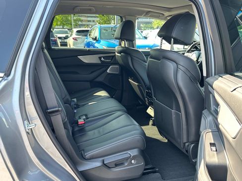 Certified 2025 Acura MDX FWD w/ Technology Package image 15