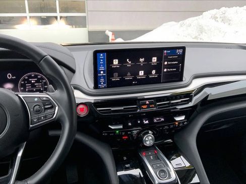 Certified 2025 Acura MDX SH-AWD w/ Technology Package image 5