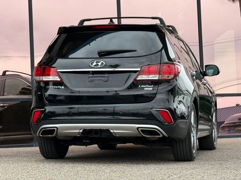 Used 2018 Hyundai Santa Fe Limited FWD image 11