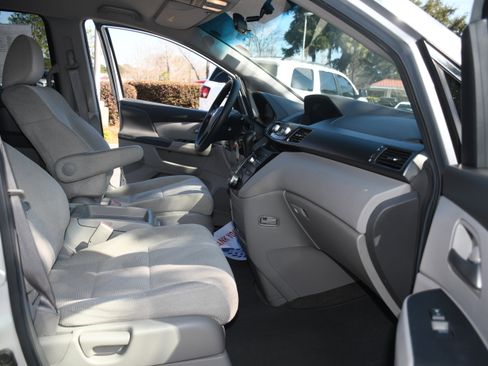 Used 2011 Honda Odyssey EX image 20