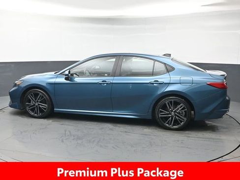 Certified 2025 Toyota Camry LE FWD image 4