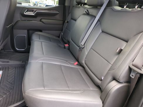 Used 2023 Chevrolet Silverado 1500 LTZ w/ LTZ Convenience Package II AWD/4WD image 29