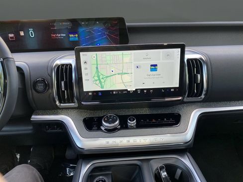 New 2025 Ford Expedition Tremor image 9