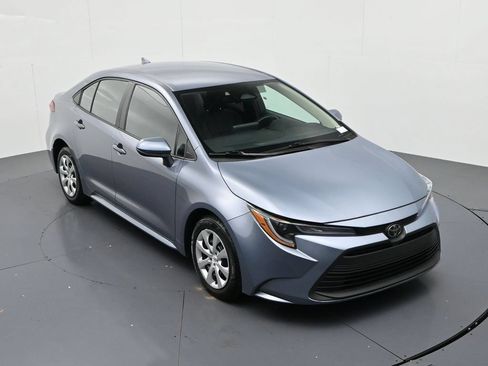 Used 2024 Toyota Corolla LE FWD image 14