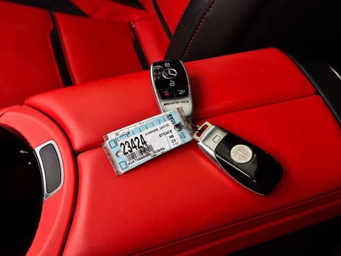 Used 2023 Mercedes-Benz AMG GT 53 image 29