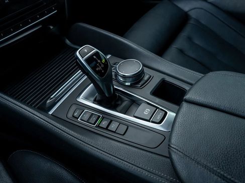 Used 2017 BMW X6 sDrive35i image 25