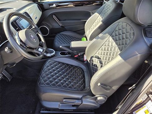 Used 2019 Volkswagen Beetle 2.0T Final Edition SEL image 11