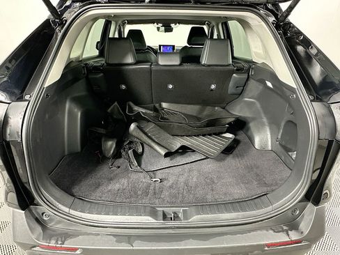 Used 2025 Toyota RAV4 XLE Premium image 26