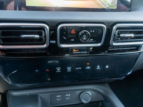 New 2026 Nissan Sentra SV w/ Floor Mat Package FWD image 18
