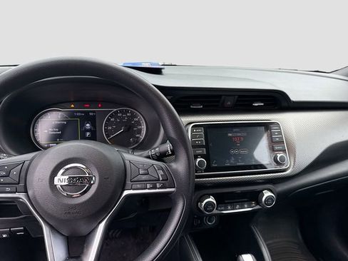 Used 2020 Nissan Kicks SV image 10