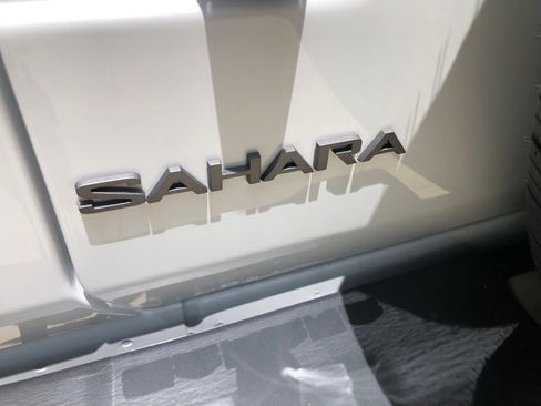New 2025 Jeep Wrangler Unlimited Sahara w/ Safety Group AWD/4WD image 44