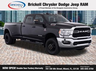 Used 2024 RAM 3500 Tradesman w/ Chrome Appearance Group AWD/4WD video 2