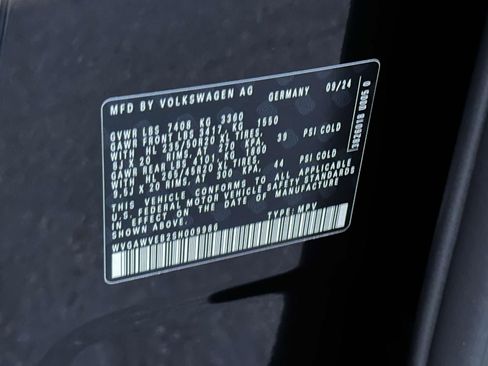 New 2025 Volkswagen ID. Buzz Pro S image 18