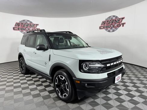 Used 2024 Ford Bronco Sport Outer Banks w/ Tech Package AWD/4WD image 9